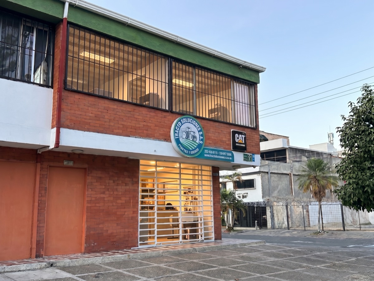 Fachada del local de Tractosoluciones SAS en Cali